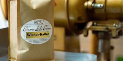 Händler - Zahlungsmöglichkeiten: Überweisung - Salzburg - Unsere Royal Kaffeemischungen 
Hochland
Espresso
Wiener
Frühstück - Destillerie & Kaffeerösterei Hanusch