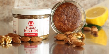 Händler - CE-Kennzeichnung - Nusskuchen glutenfrei
ohne Mehl, mit Haselnüssen, Walnüssen und Mandeln - Backen mit Herz e.U.