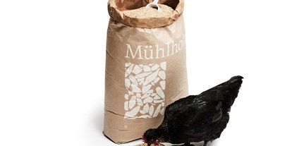 Händler - Produkt-Kategorie: Rohstoffe - Oberösterreich - Mühlholz. Handwerk Huhn und Hingabe.