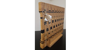 Händler - überwiegend selbstgemachte Produkte - Oberösterreich - Holzkunst Sascha Wessely