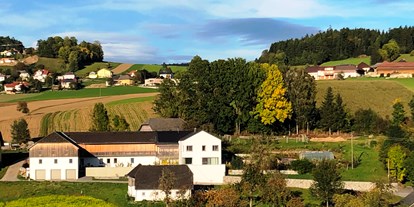 Händler - Hol- und Bringservice - Oberösterreich - Der Pressmayrhof am Fuße des Böhmerwalds - Pressmayr - Fam. Haselgruber