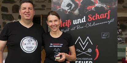 Händler - überwiegend Bio Produkte - Oberösterreich - Ulrike und Christian Dlapka - Ihr Team des Mühlviertler FEUERzeug. - MV Chili-Manufaktur GmbH