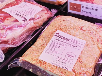 Händler - Zahlungsmöglichkeiten: Bar - Salzburg - Dry Aged Steaks in der Dorfmetzgerei - Dorfmetzgerei Helmut KARL