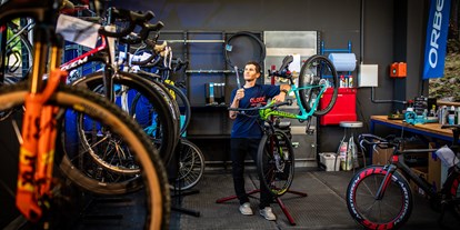 Händler - überwiegend selbstgemachte Produkte - Salzburg - Werkstatt - Prinzbike der Bikeshop in Bergheim bei Salzburg