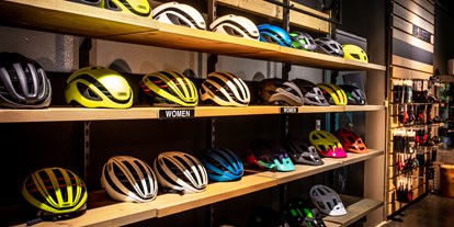 Händler - Produkt-Kategorie: Sport und Outdoor - Salzburg - Helme für alle was dabei. - Prinzbike der Bikeshop in Bergheim bei Salzburg