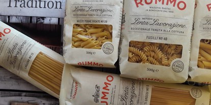 Händler - Produkt-Kategorie: Lebensmittel und Getränke - Salzburg - echte italienische Nudeln! - Helgas Genusswelt-Feinkost Italien - Österreich