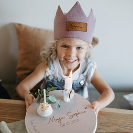 Unternehmen: Geburtstagsteller und Geburtstagskrone - Mafee