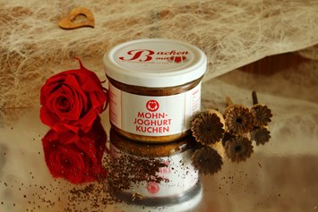 Unternehmen: Mohn Joghurt Kuchen
sehr luftig und leicht - Backen mit Herz e.U.